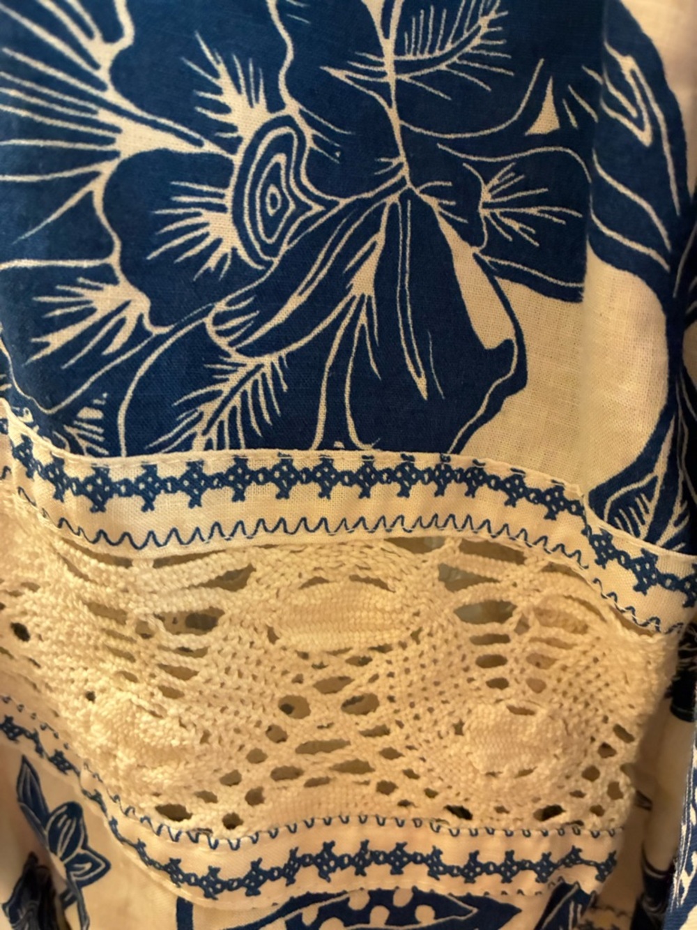Christian Siriano Blue and Cream Floral Crochet Peasant Top - Picture 5 of 12